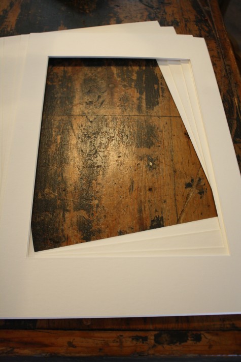 penguinsdeskand frames 044