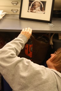 penguinsdeskand frames 064
